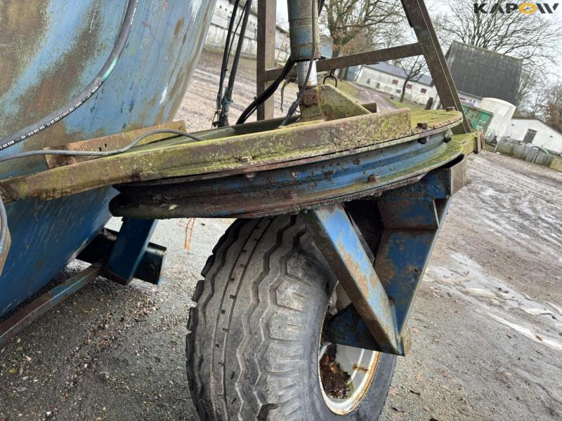 Slurry buffer tank 14