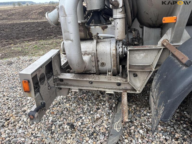 Slurry trailer 40 m3 38