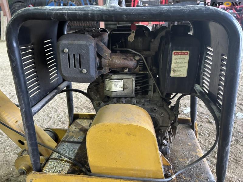 H-Power C330 plate vibrator 13