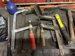 Miscellaneous hand tools 16