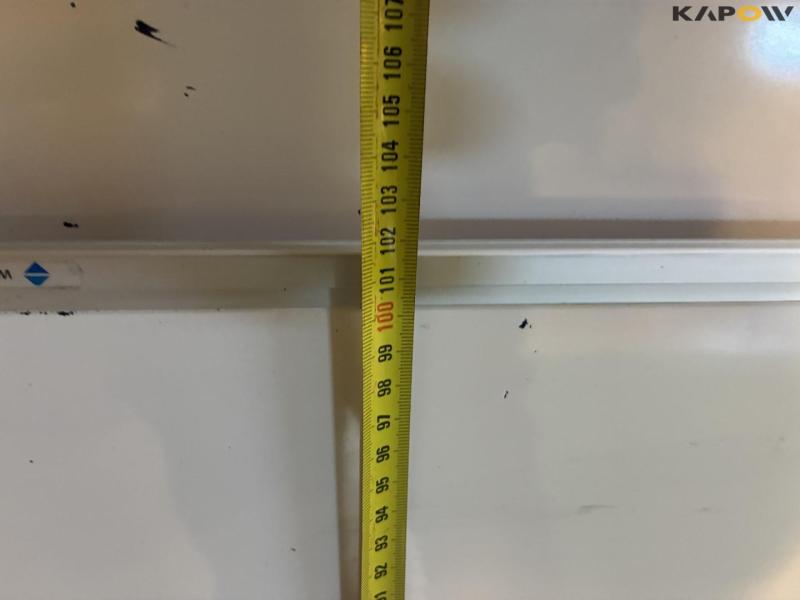 Raise and lower tables and whiteboards 27