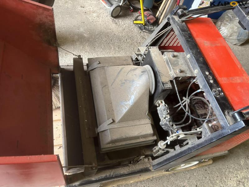 Hako Hamster 800E sweeper 21
