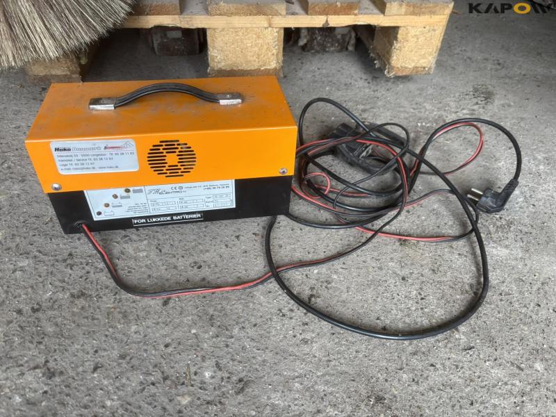 Hako Hamster 800E sweeper 31