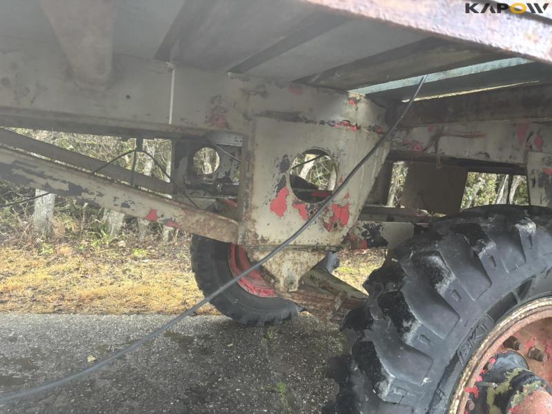 Straw/flat wagon 4 wheels 41