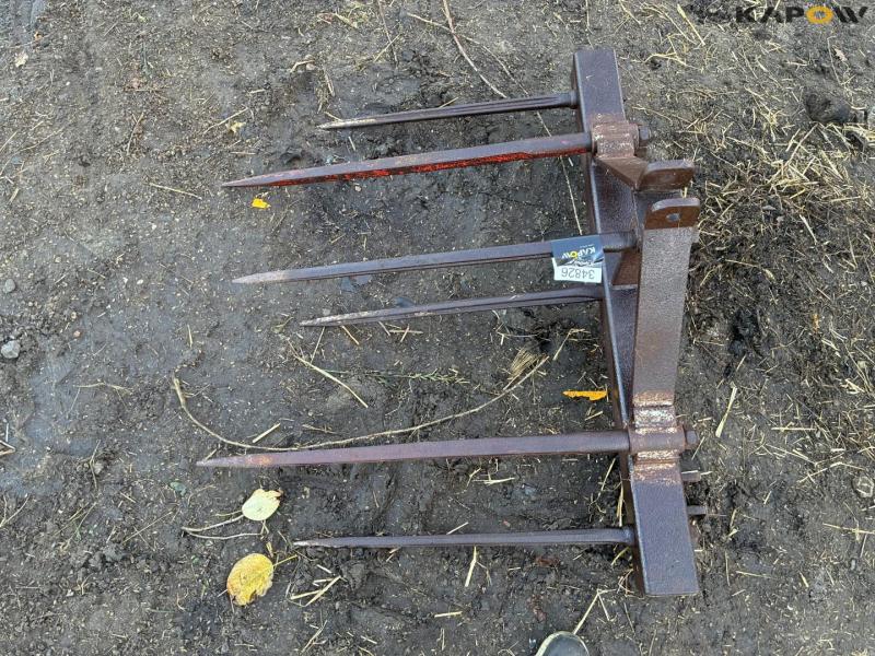 Straw handle for three-point hitch 8