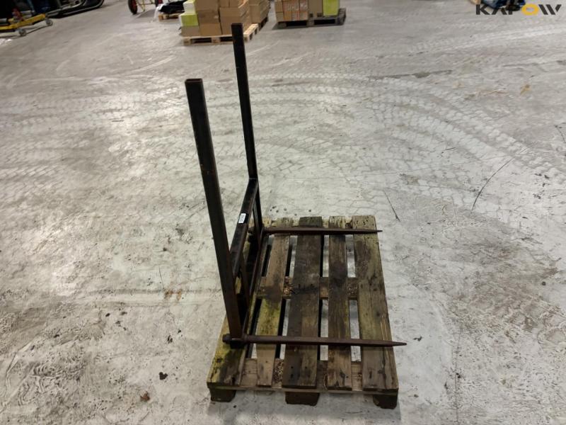 Straw spear with Avant hitch 4