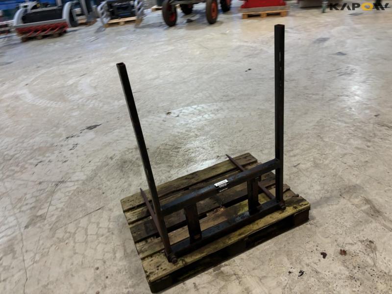 Straw spear with Avant hitch 7