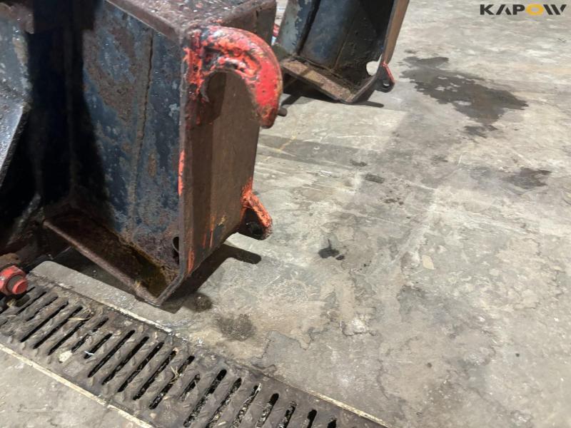 Straw spear with Euro hitch 8