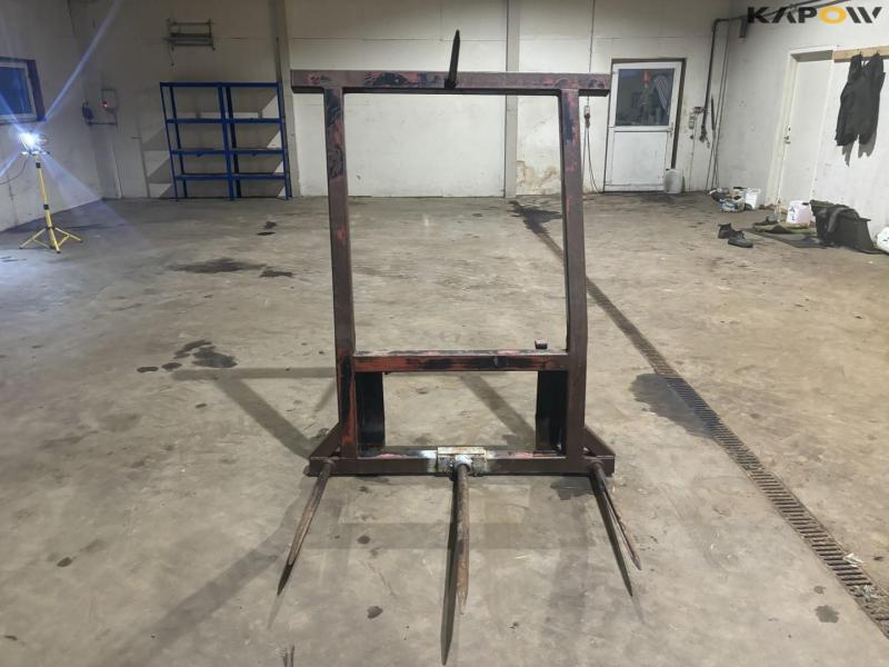 Straw spear with Euro hitch 2