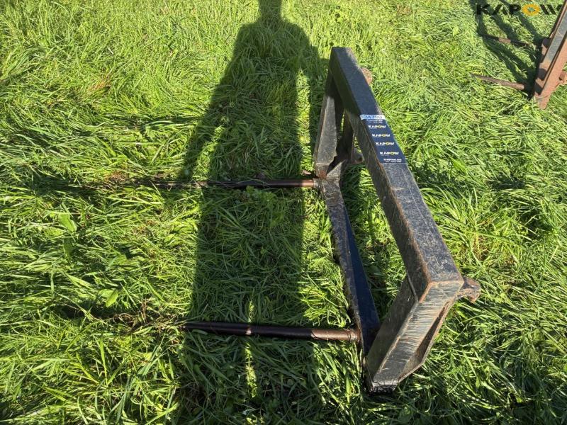 Straw spear with Euro hitch 6