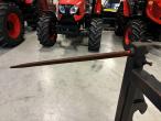Straw spear with New Holland attachment 13