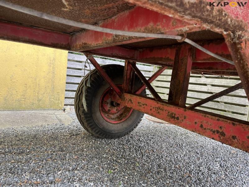 Straw cart 8
