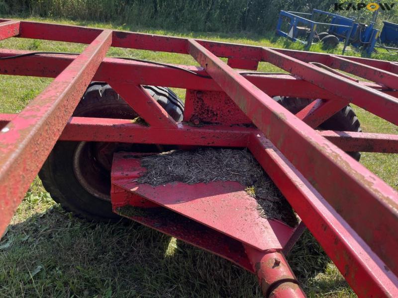 Straw cart 21