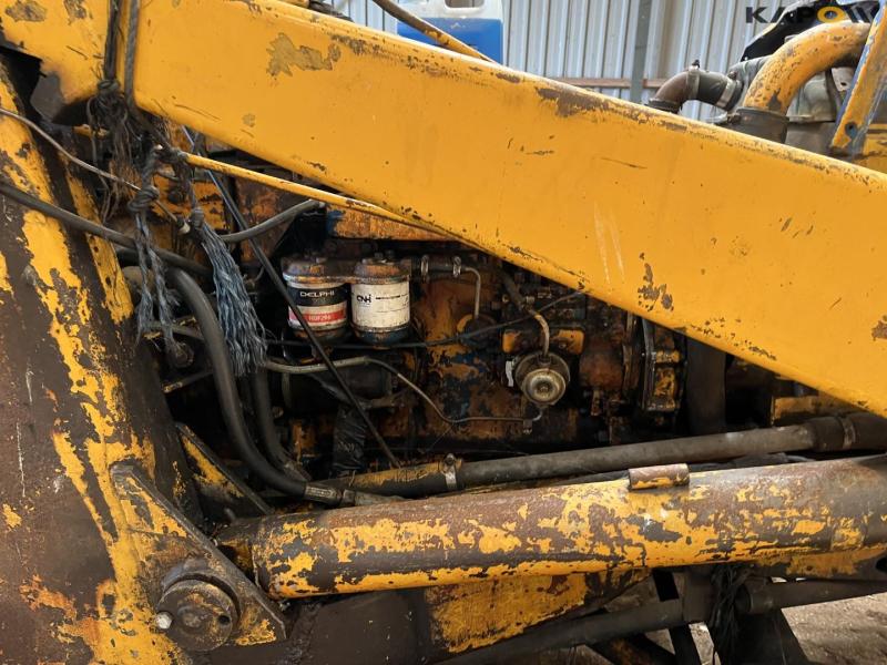 Hamjern 566 backhoe loader 15