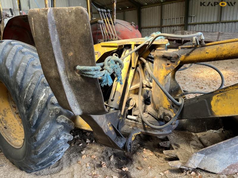 Hamjern 566 backhoe loader 28