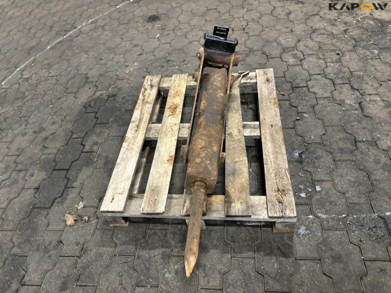 Hammer with S30 hitch 8