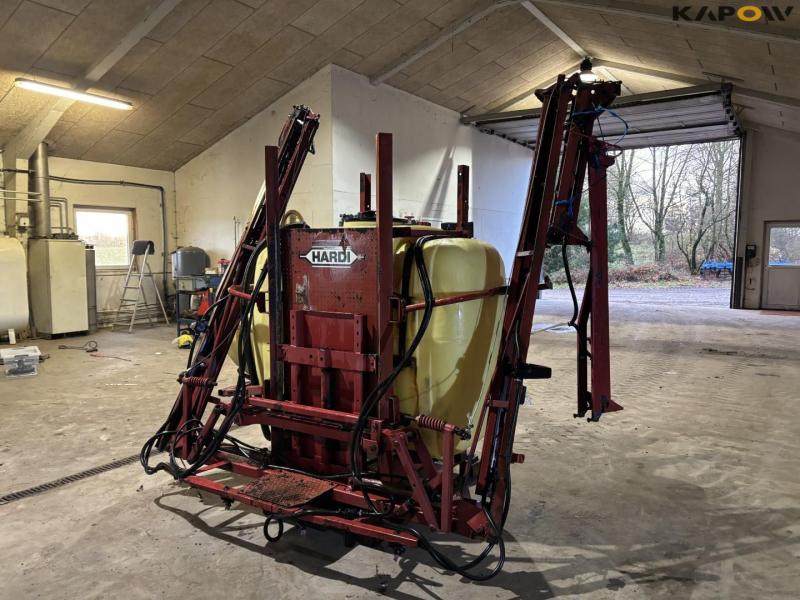 Hardi 1000L 12 meter sprayer 5