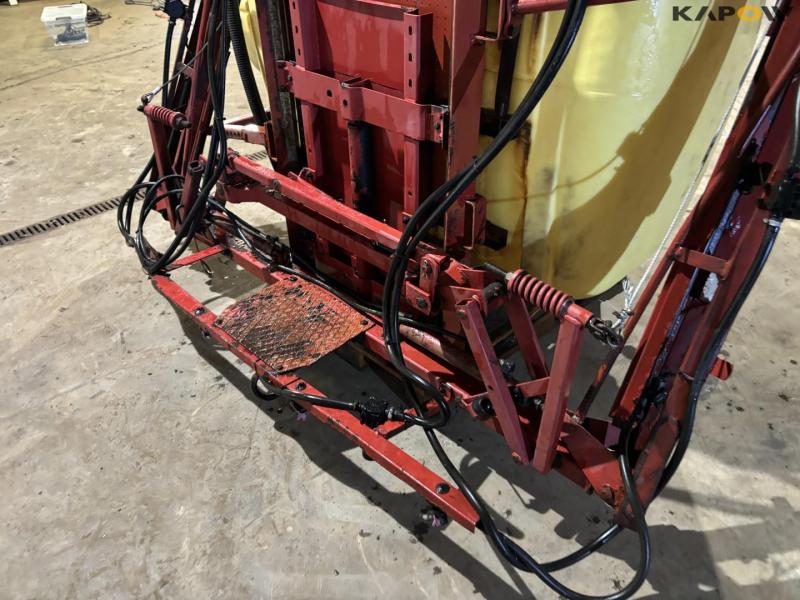 Hardi 1000L 12 meter sprayer 28