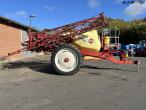 Hardi Commander 2800 trailer sprayer with 20 meter boom 4