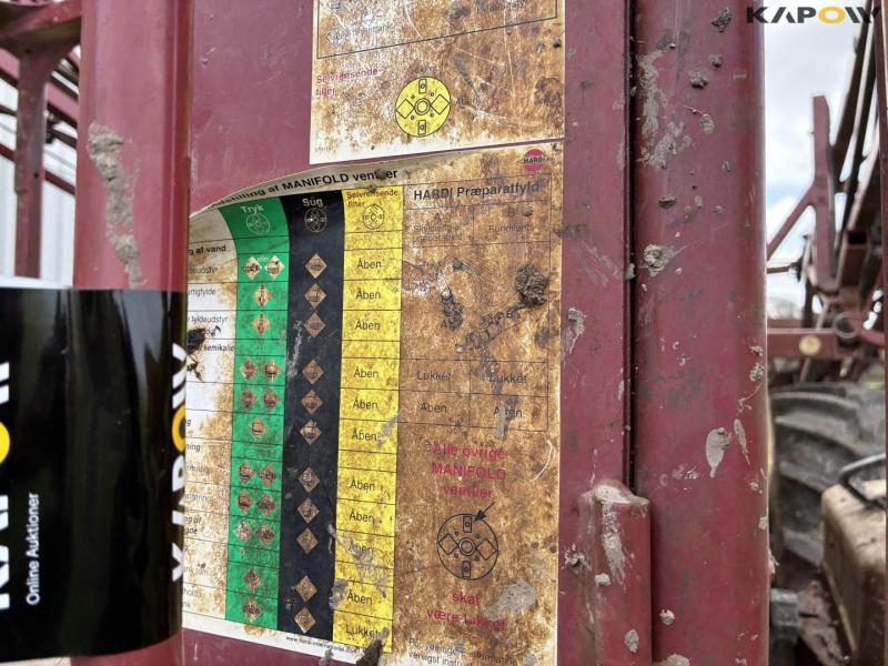 Hardi commander 2800liter sprayer 14