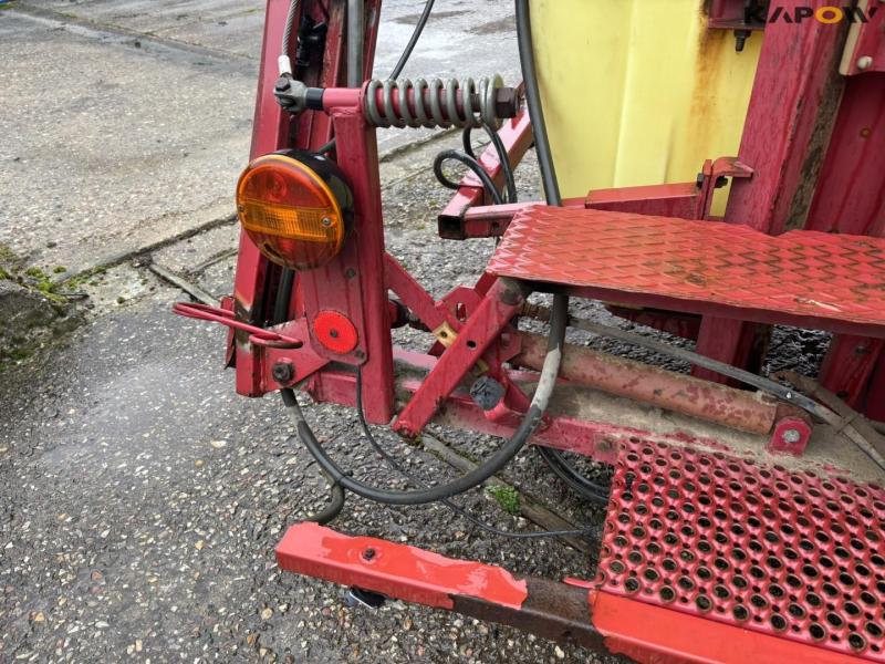 Hardi LX1000 sprayer 29