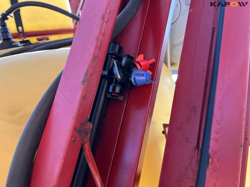 Hardi LXY 1000 sprøjte med 16 meter spredebom 23