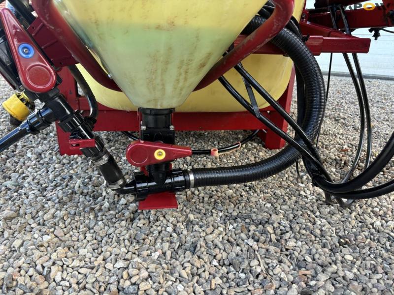 Hardi field sprayer 22