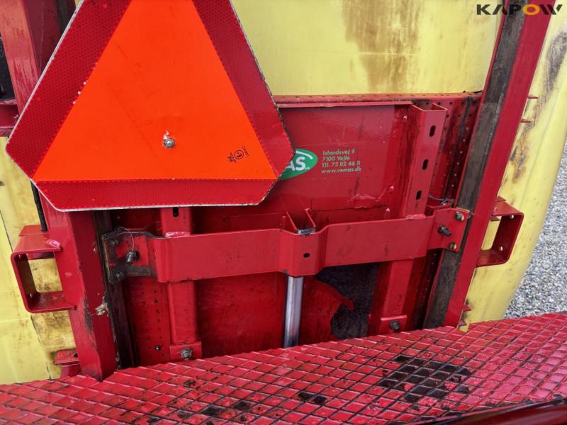 Hardi field sprayer 34