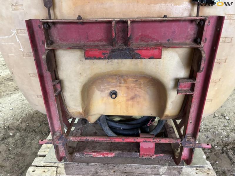 Hardi NK800 tank with hose 9