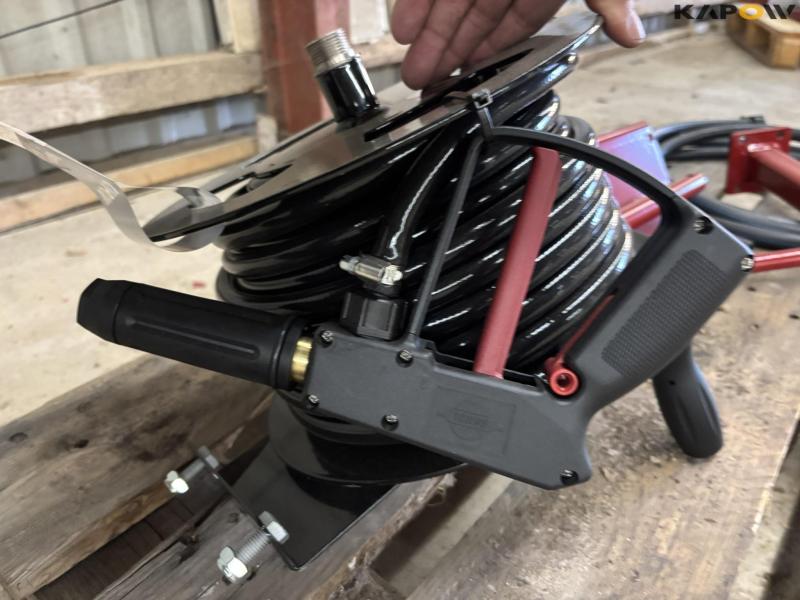 Hardi hose reel with mounting bracket - new 8