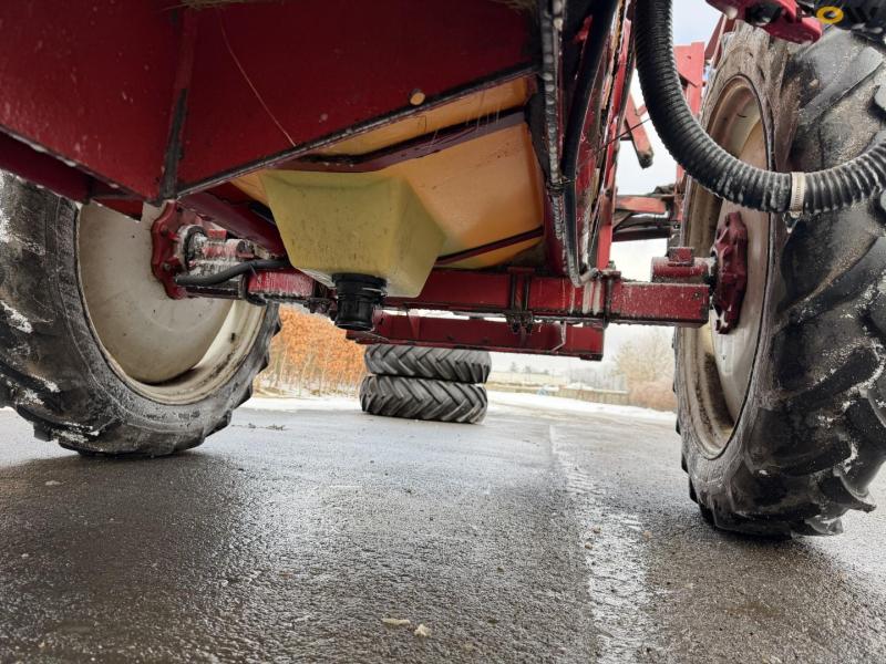 Hardi trailer sprayer 72