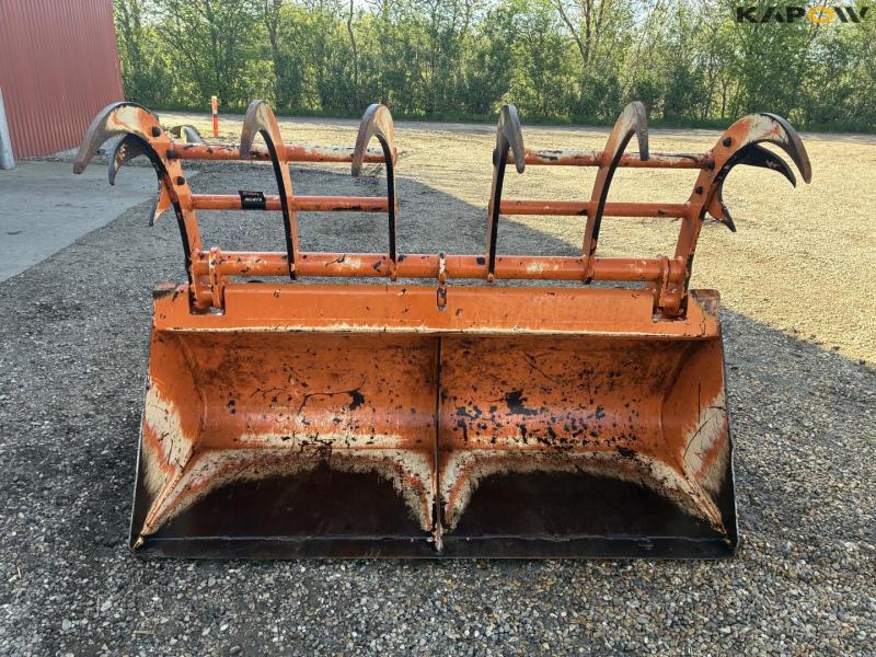 Hauer SGS 2000 SWE-Euro bucket with attachment 2