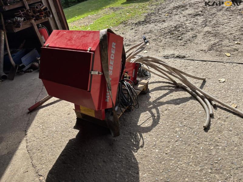 HE-VA Multi-Seeder seed drill 6