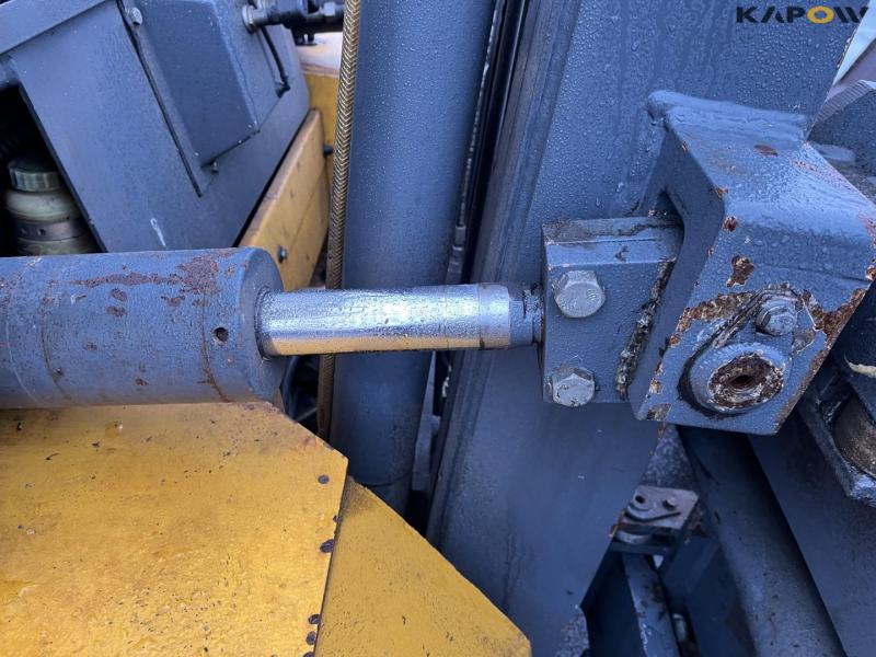 Heden 8440 truck with shovel 17