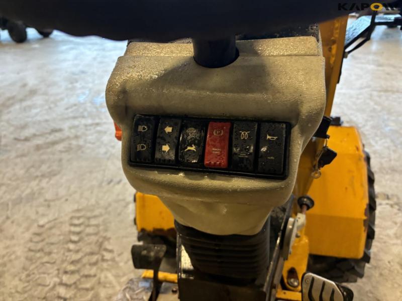 Heracles H180 skid steer loader 24