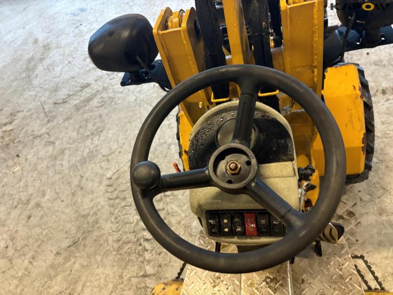 Heracles H180 skid steer loader 25