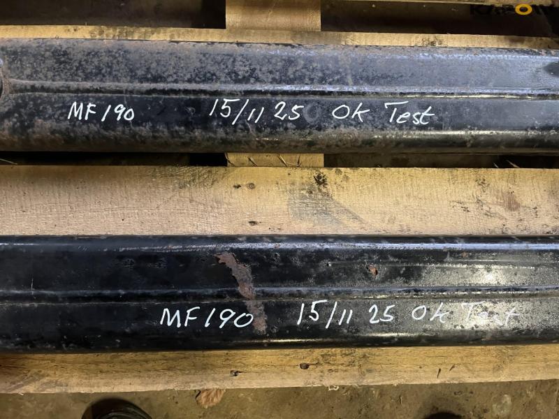 Hesston grooming rods and needle 10