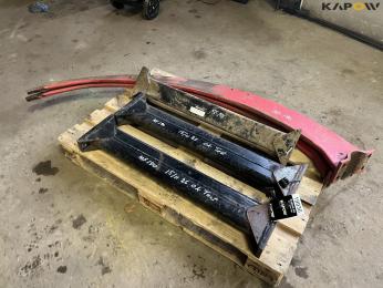 Hesston grooming rods and needle