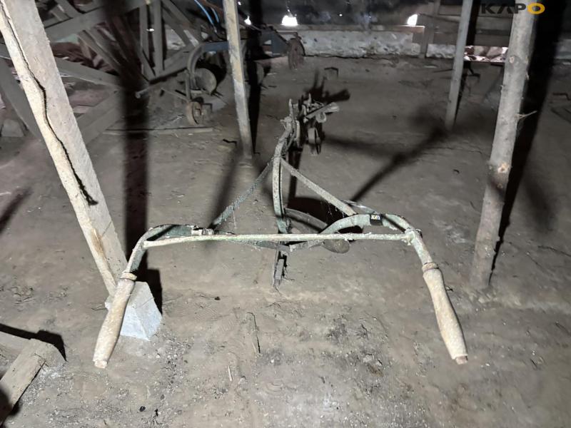 Horse plow 4