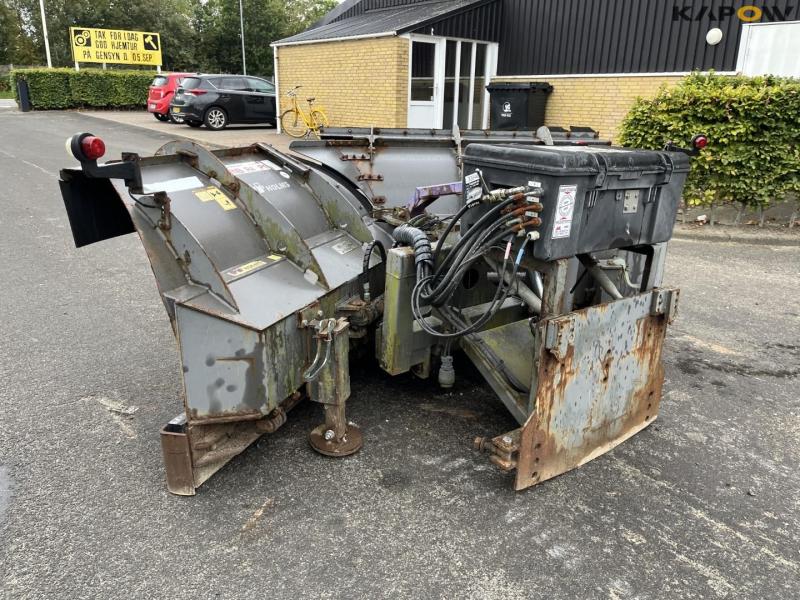 Hi Holms PV-3.2 pointed snow plow 7