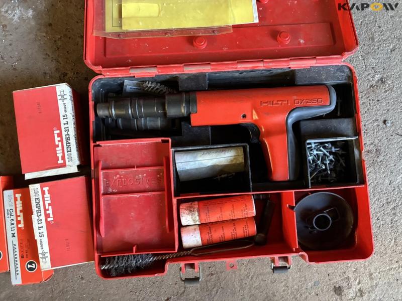 Hilti DX350 nail gun 5
