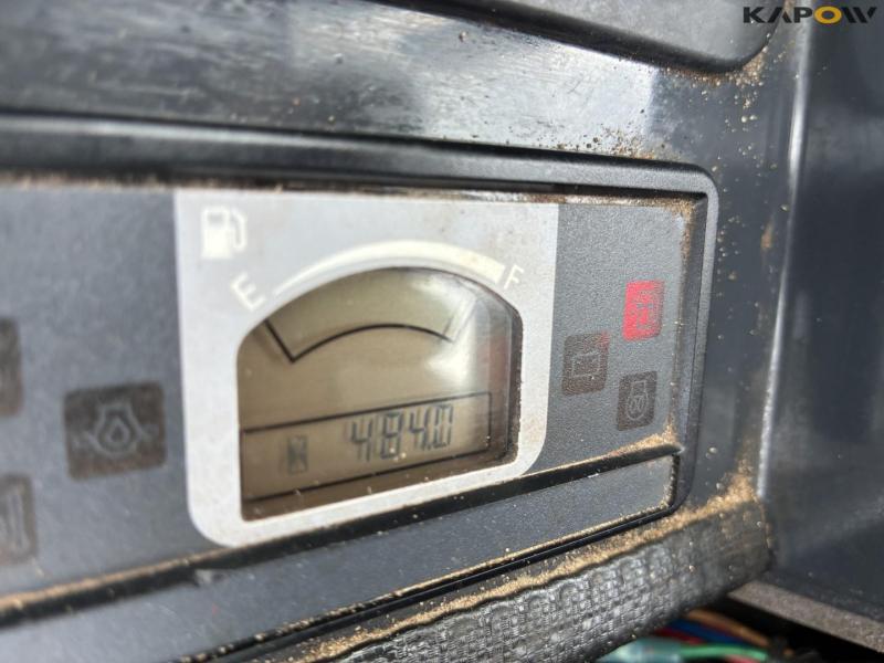 Hitachi ZX26U-6 CR Mini Excavator 62