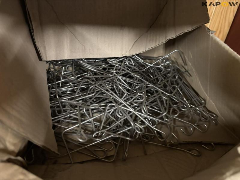 Auxiliary materials 11