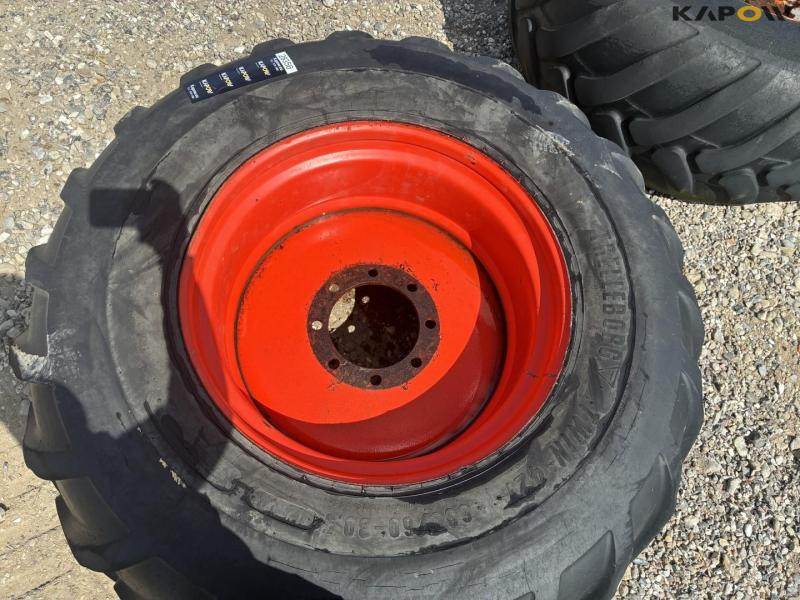Wheels with 600/60-30.5 Trelleborg 6