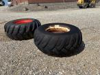 Wheels with 600/60-30.5 Trelleborg 3