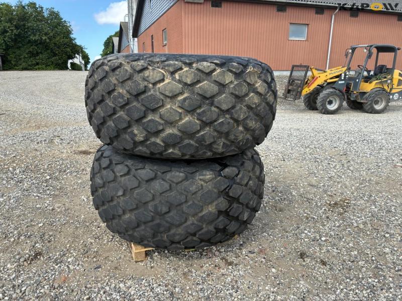 Wheels with alliance 28L-26 tires 2
