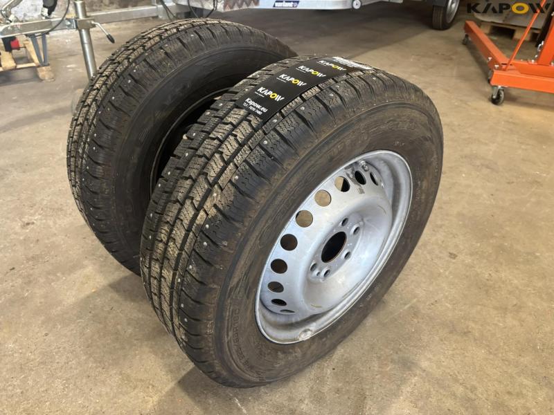 Wheels with studded tires 225/65-16 1