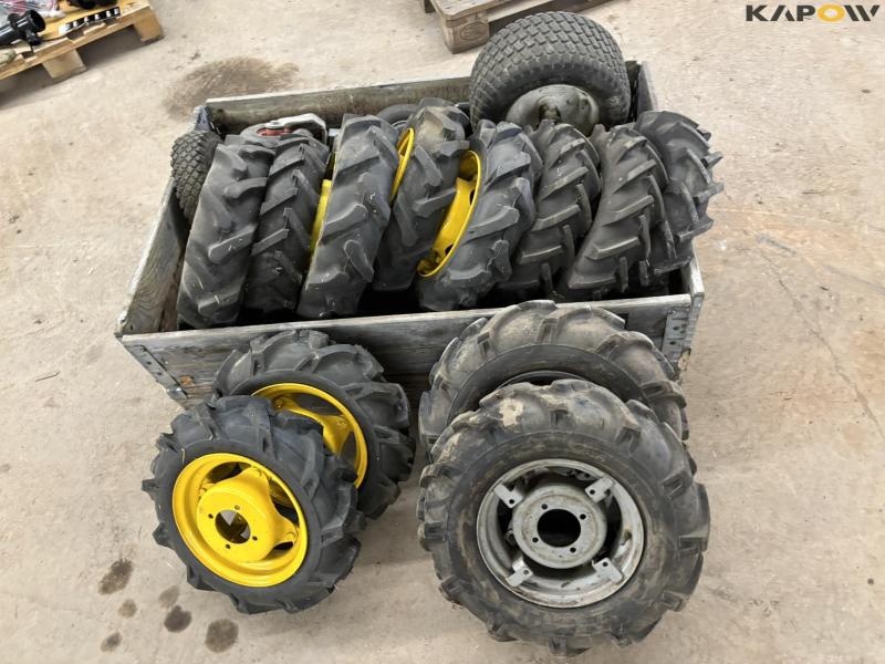 Wheels for implement carriers 4