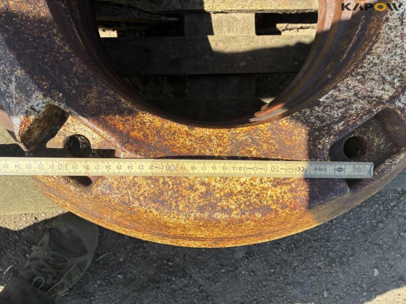 Wheel weights used on the Valmet - 4 pcs. 10