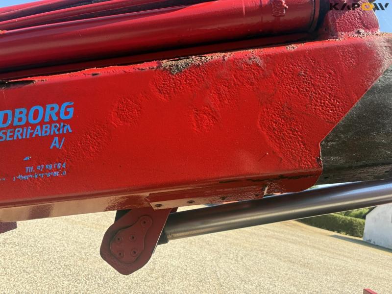 HMF 1560 K3 crane on skid steer 87